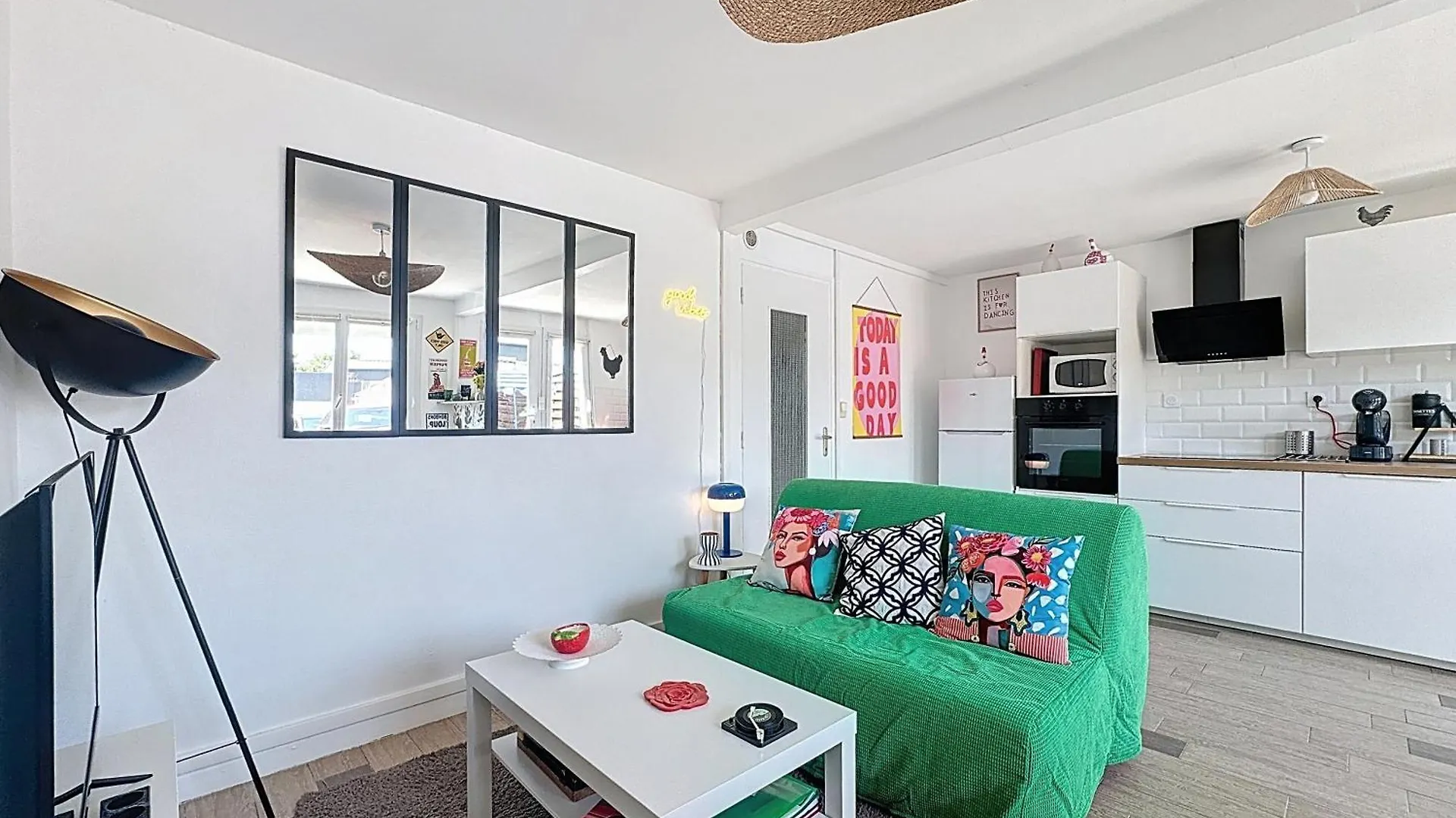 Maison Coloree - 2 Chambres - A 5 Min De La Mer location